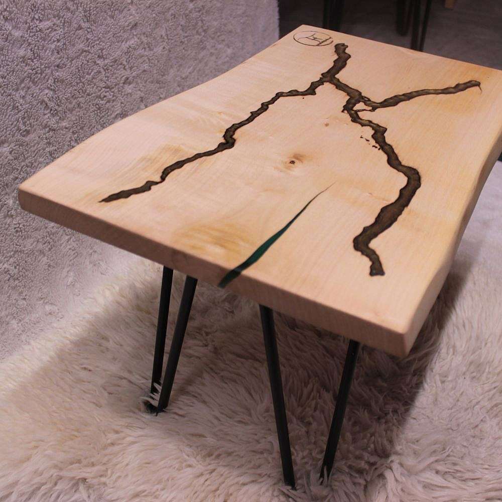 bois érable table époxy