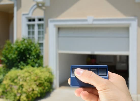 Demande de devis pour une porte de garage sectionnelle