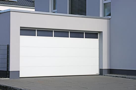 Introduction à la porte de garage sectionnelle