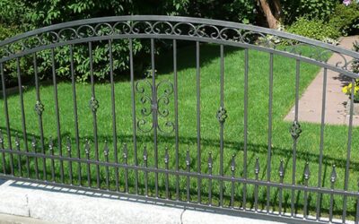 Comment entretenir un portail de jardin en fer forgé ?