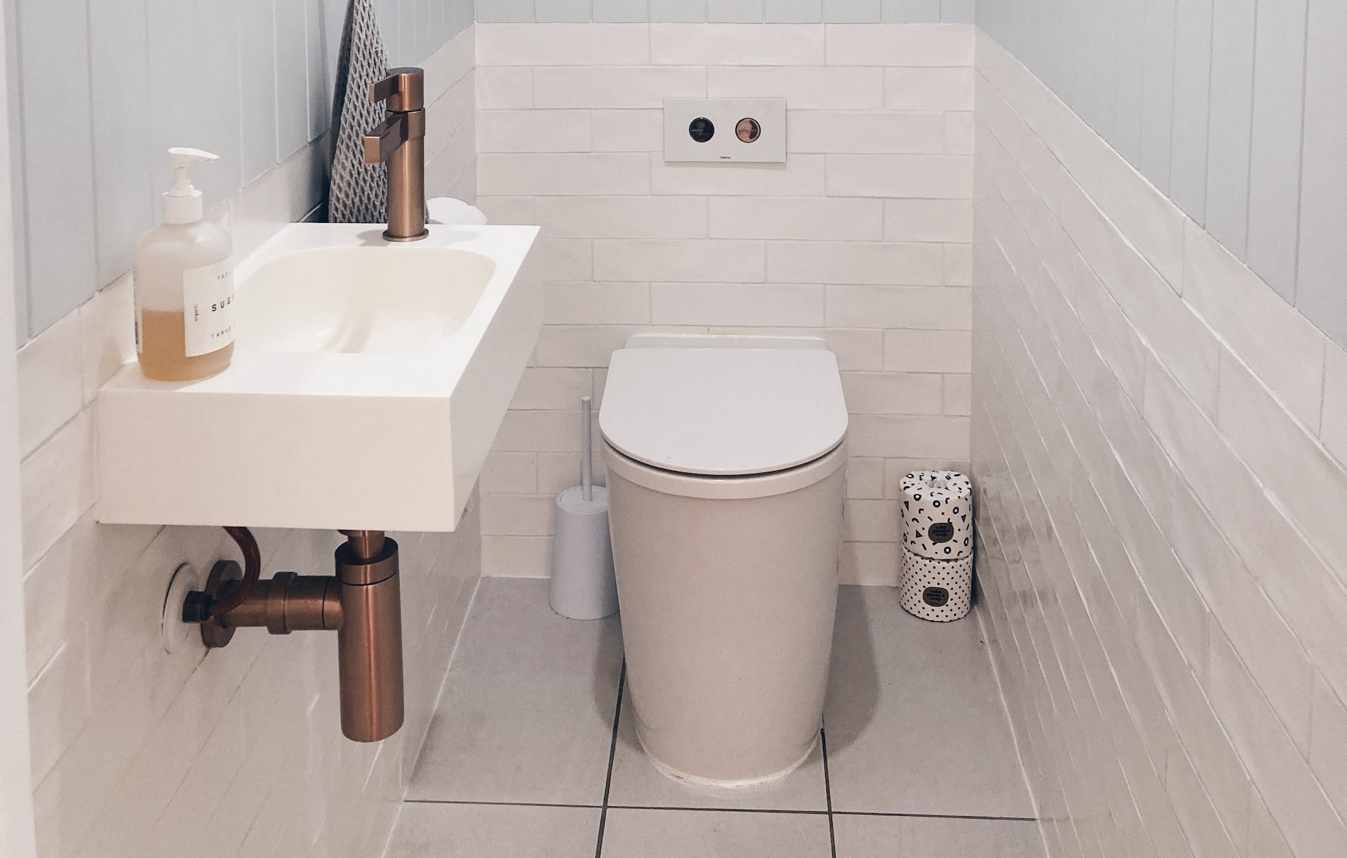Les toilettes japonaises innovation et hygiène pour votre salle de bain