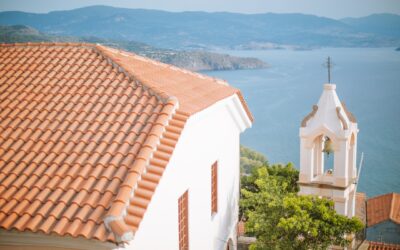 Tout savoir sur les tuiles de rive : un élément clé pour la toiture et l’esthétique de votre maison