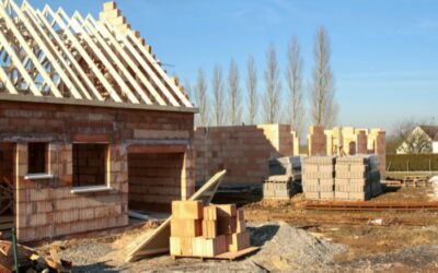 Comprendre et planifier les coûts associés à la construction d’une maison