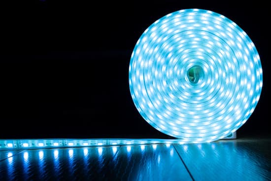 Ampoules, lampes, spots  diversité des produits Xanlite